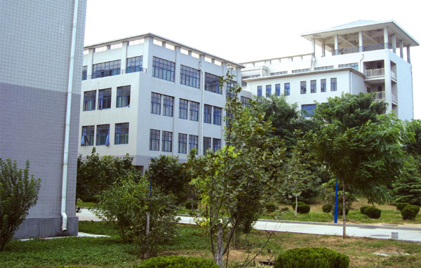 山東中醫(yī)藥大學(xué)